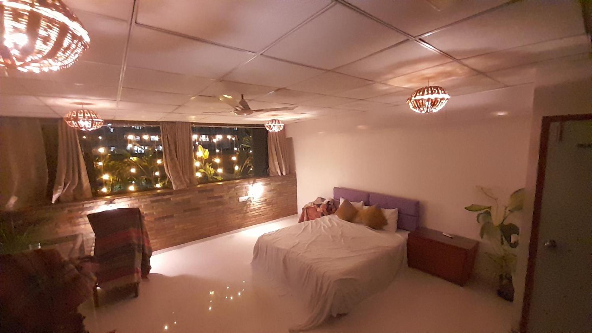 Agrawal Bhavan Budget Stay Only For Indians, Mumbai
